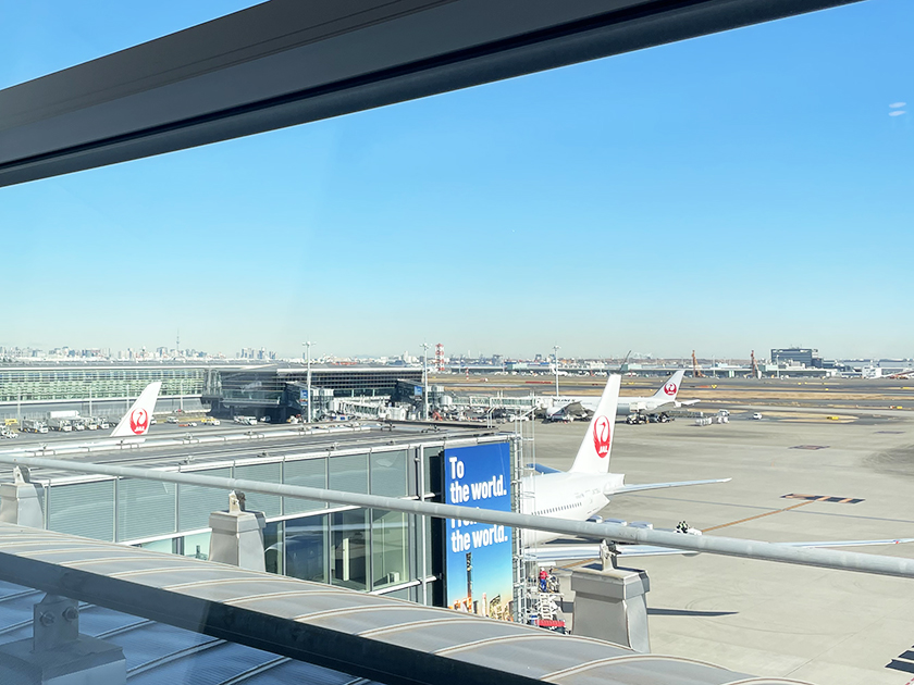 羽田空港ファーストクラスラウンジからの眺め