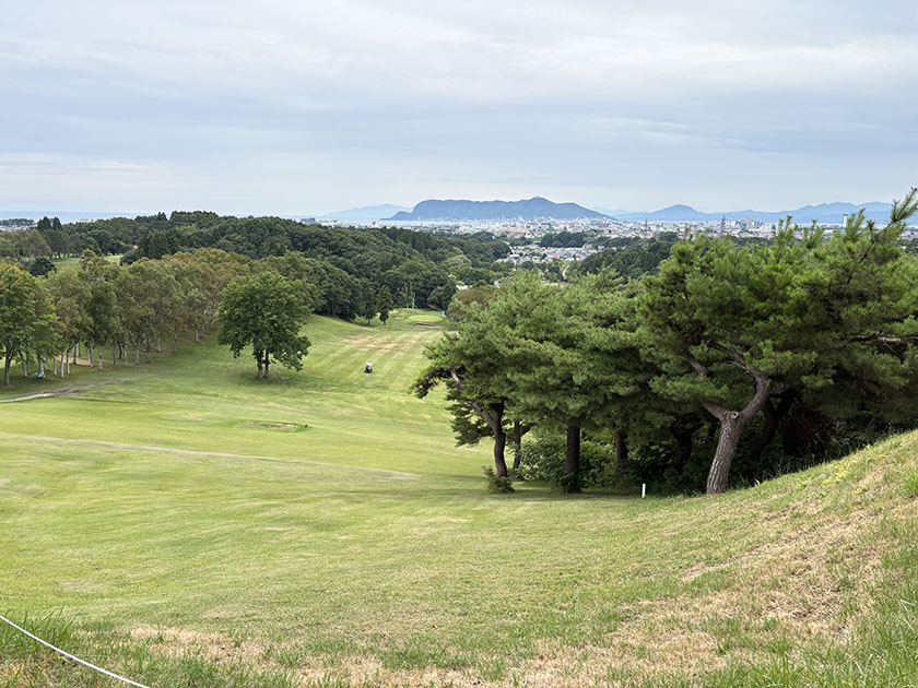 函館ゴルフ倶楽部、6番15番少し進むと全貌が見える