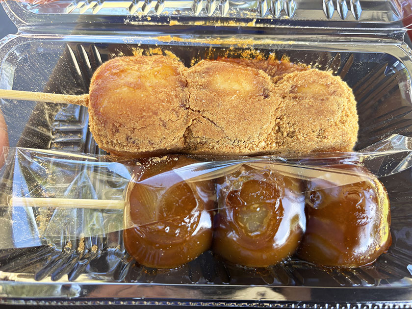 函館の蔦屋書店内の京都「白助甘味堂」のだんご