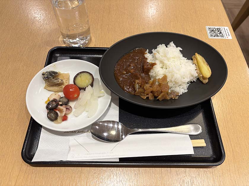 サクララウンジのカレーなど