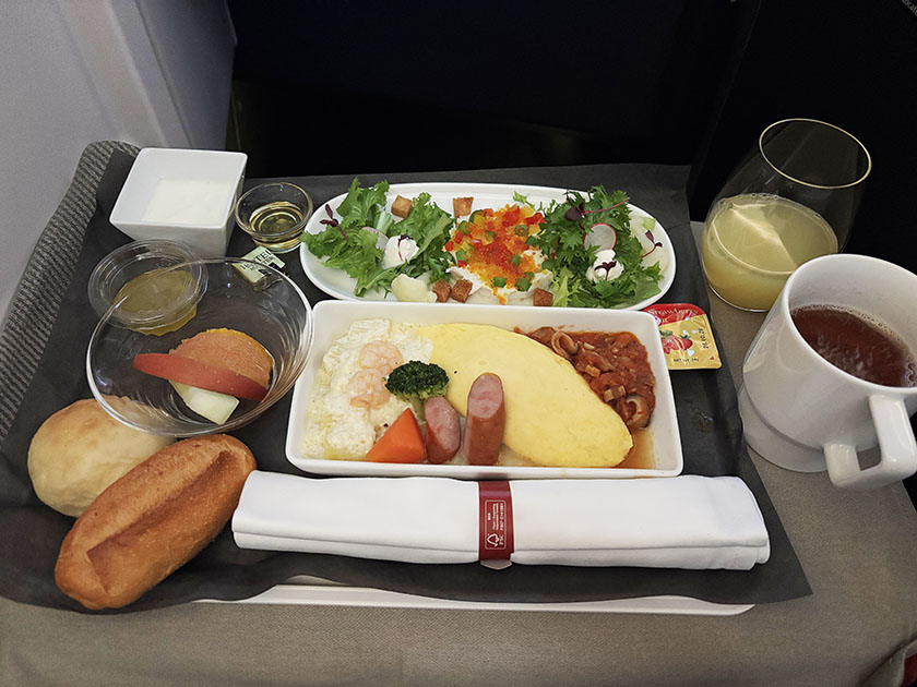 JALビジネスクラスの洋食の朝食