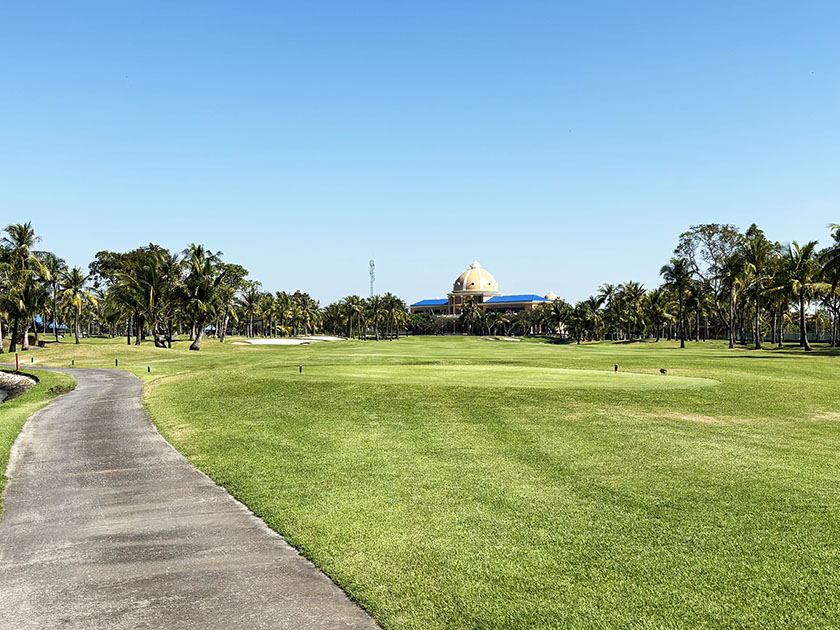 5番「ロイヤルレイクサイドゴルフクラブ」2025年撮影