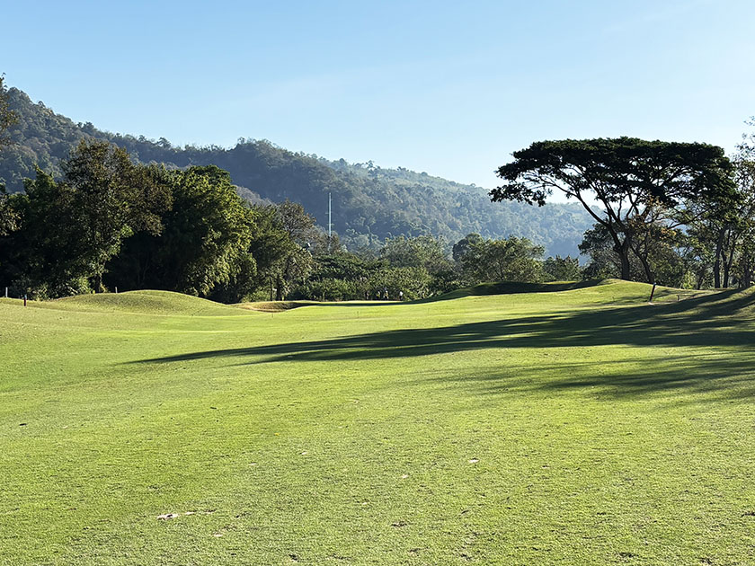 Aコース4番2打目　カオキオカントリークラブ