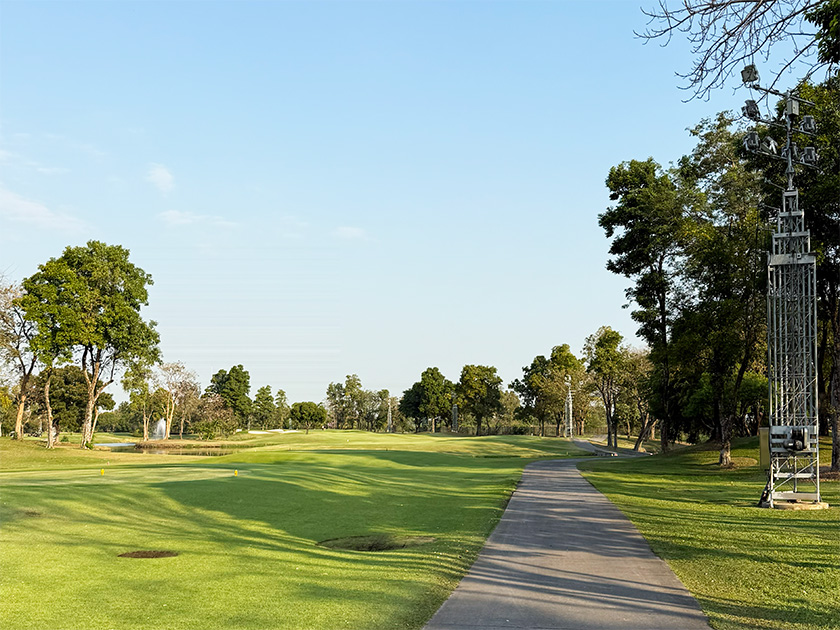 せまくて池が多い　フローラヴィル・ゴルフ＆カントリークラブ