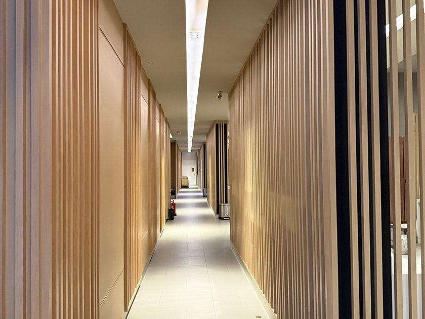 ロッカーも明るく清潔感のある雰囲気　フローラヴィル・ゴルフ＆カントリークラブ