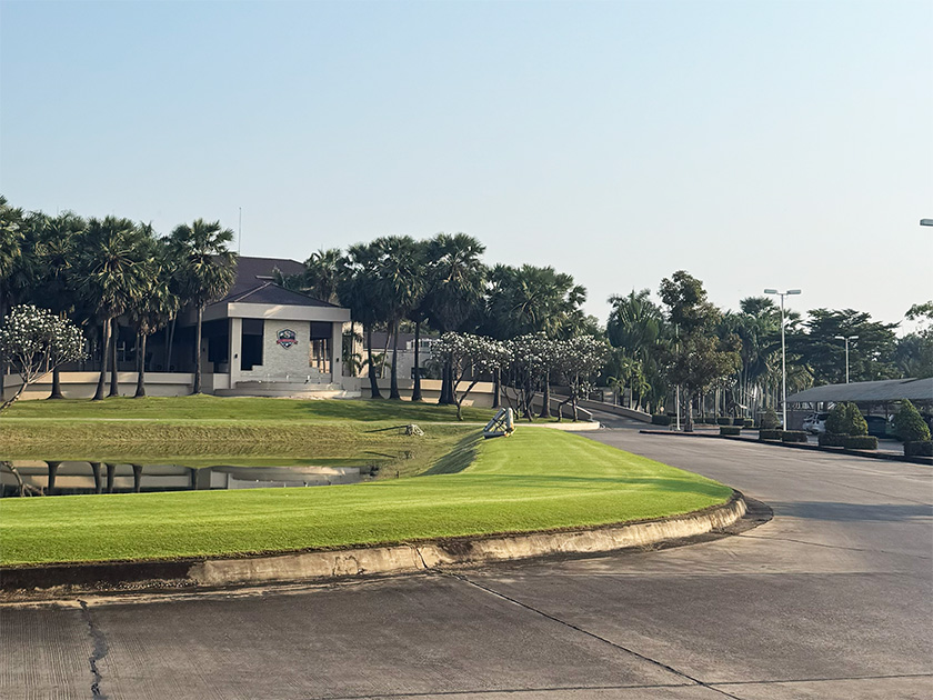 スワンゴルフクラブ到着