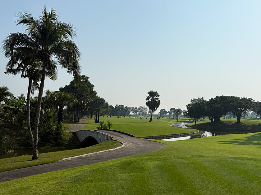 4番 スワンゴルフクラブ