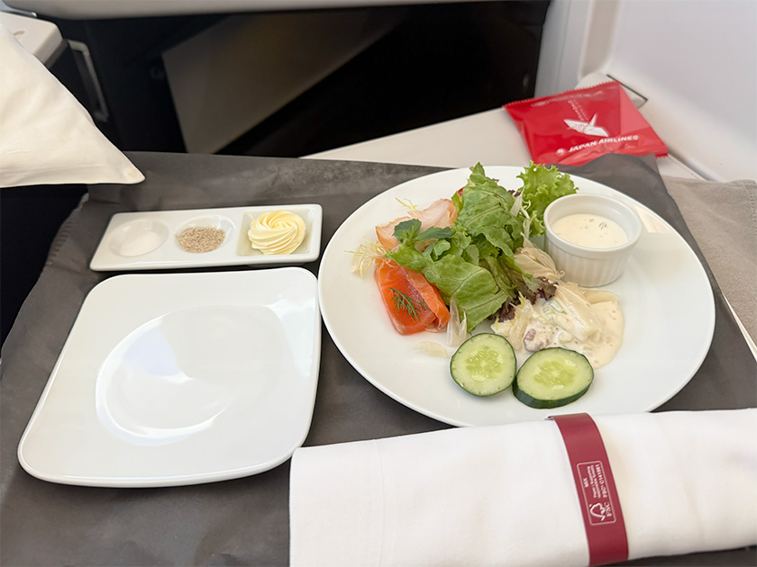 JALビジネス昼便の食事